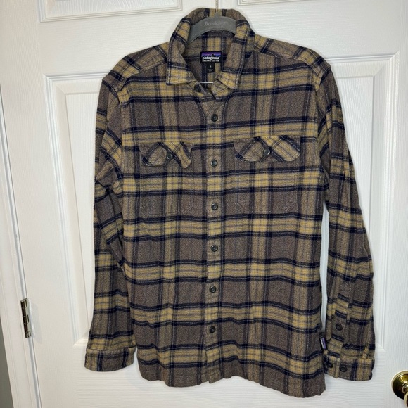 Patagonia Organic Cotton Plaid Shirt - Gray and Yellow Mens Size Small GUC - Picture 1 of 6